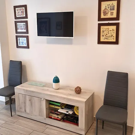 Lägenhet Trilocale Pool - Al Glicine